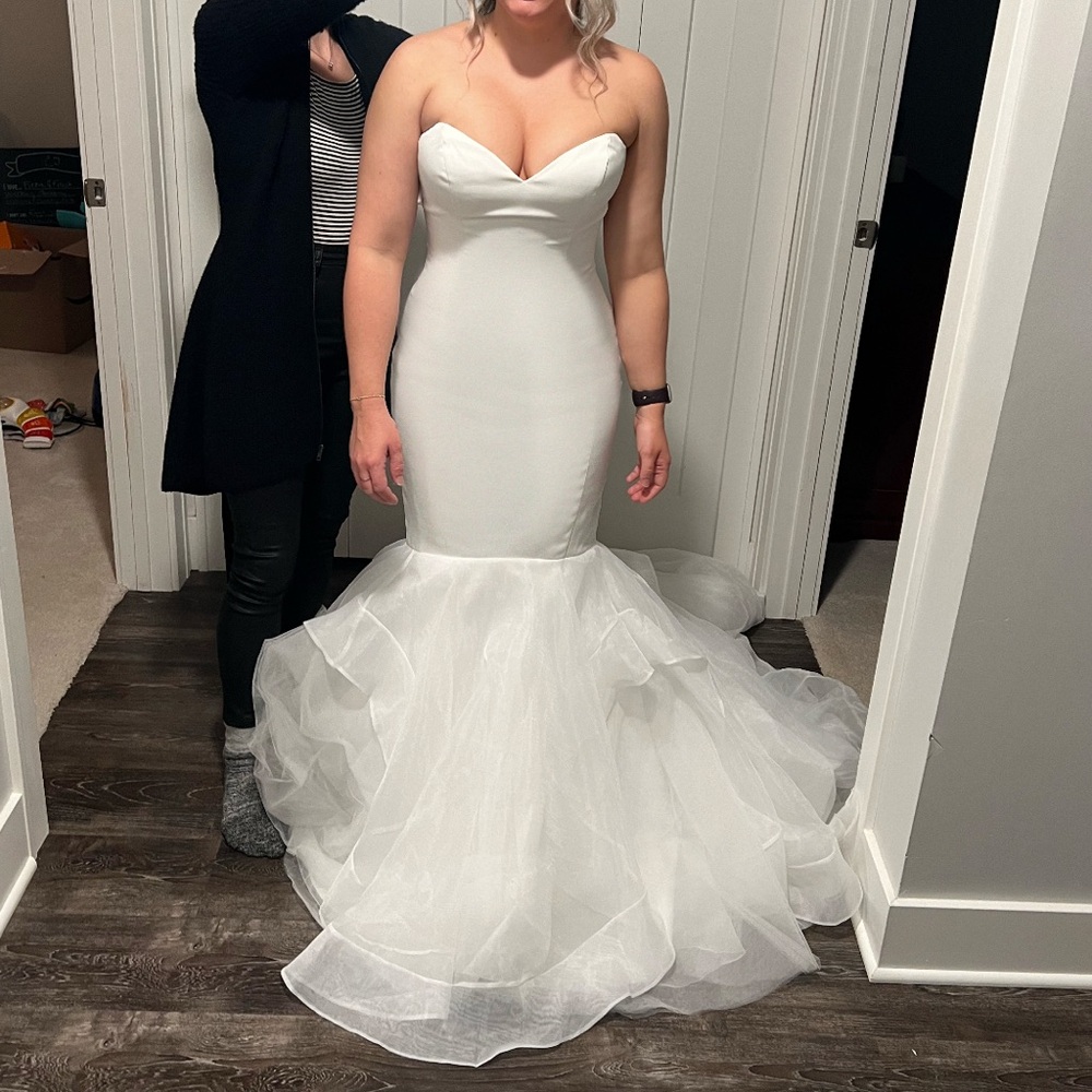 New Justin Alexander wedding dress
